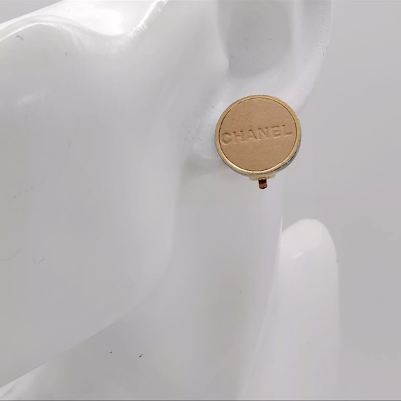 AUTH Chanel CC Vintage Earrings Gold - Picture 6 of 6